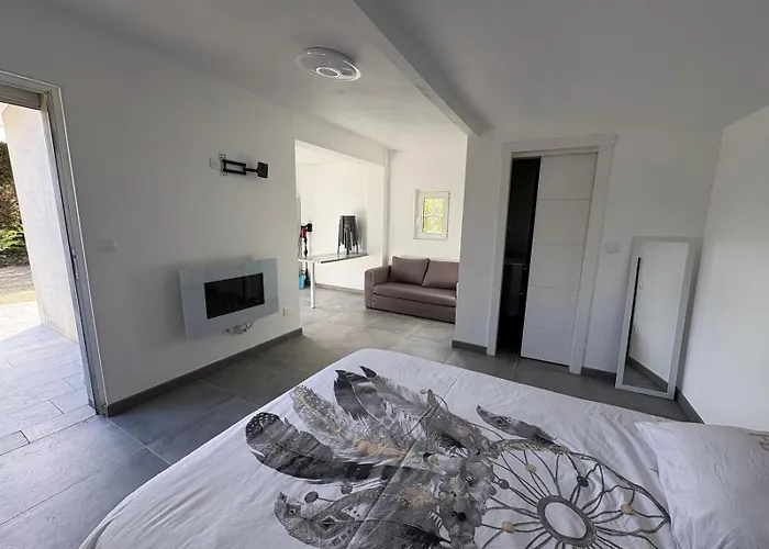 Maison Entiere